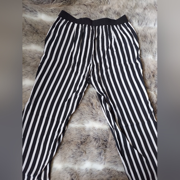NWT Palazzo Pants - Picture 2 of 3